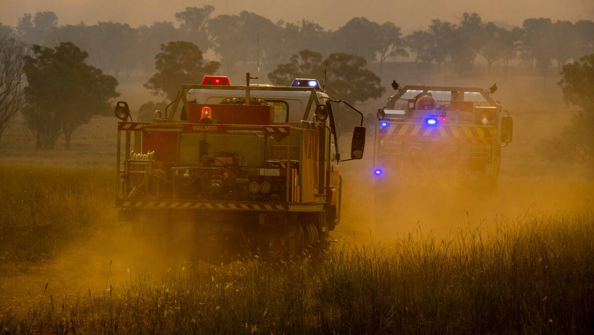 The Dubbo region has been dealing with a number of bushfire incidents in the past week. Picture by Belinda Soole