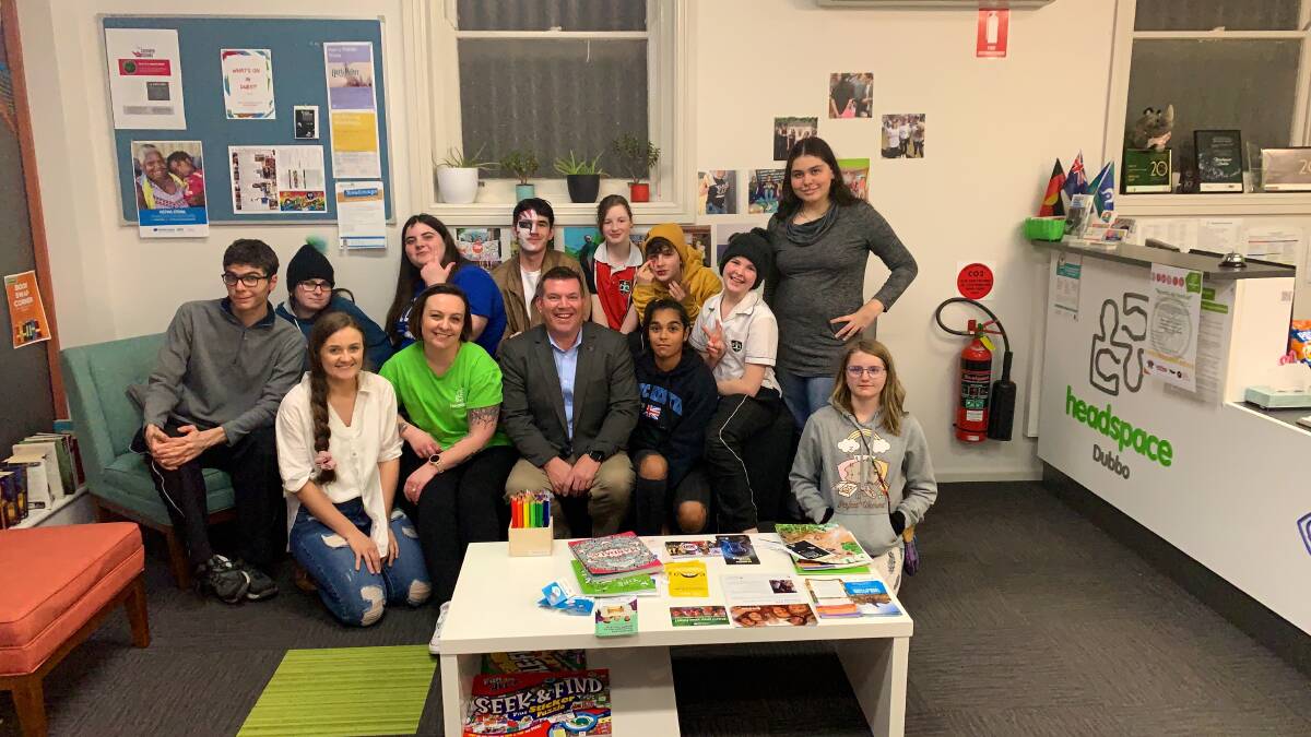 Dubbo MP Dugald Saunders with one of the many youth groups facilitated at Headspace Dubbo. 