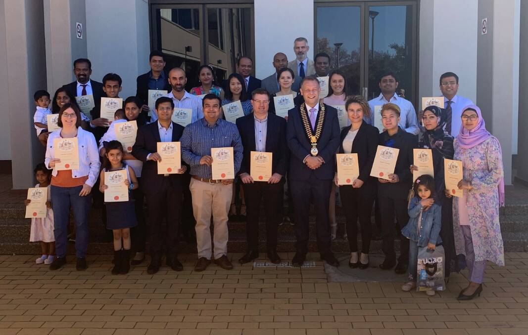 Mayor Ben Shields with some of the residents who became Australian citizens at ceremonies in Dubbo throughout 2019.