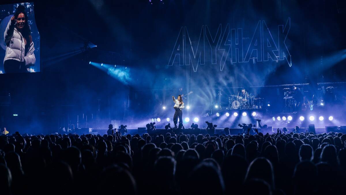 Amy Shark at Rod Laver Arena. Picture: BCS Imaging