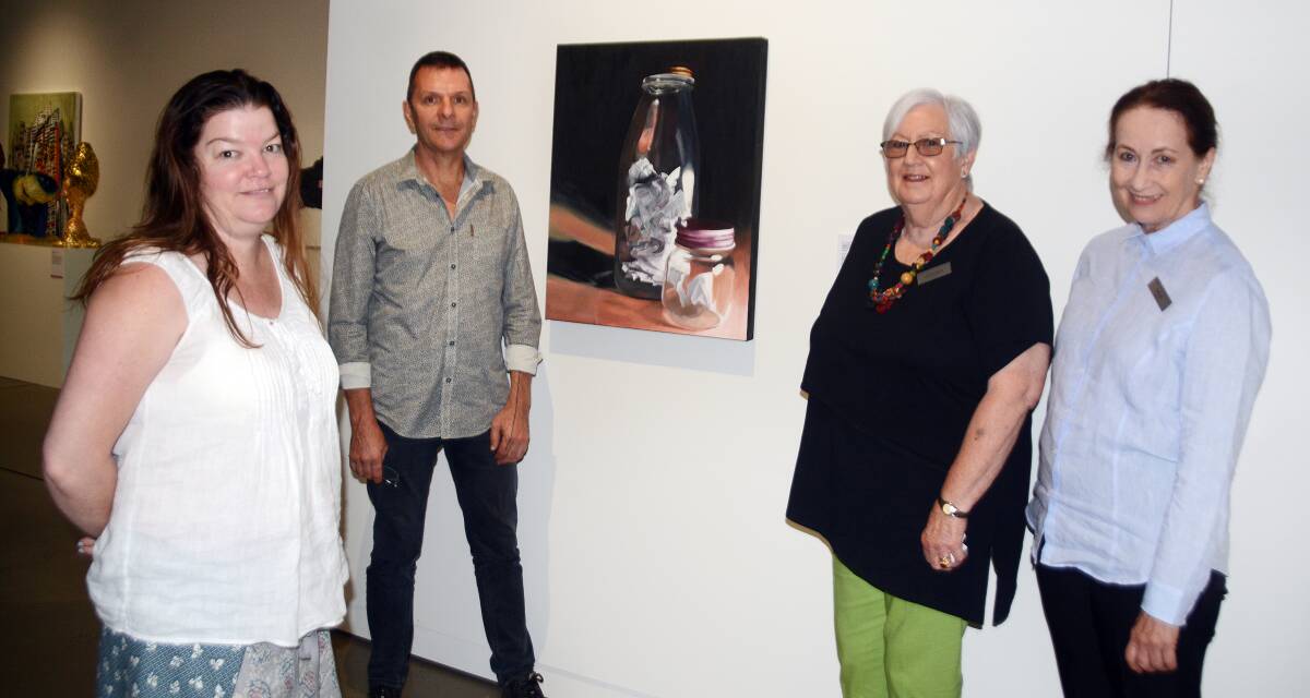 Support: Jenny Roberts from Dementia Australia, Western Plains Cultural Centre's Phil Aitken and guides Colleen Whiteley and Sally Forsstrom. 
