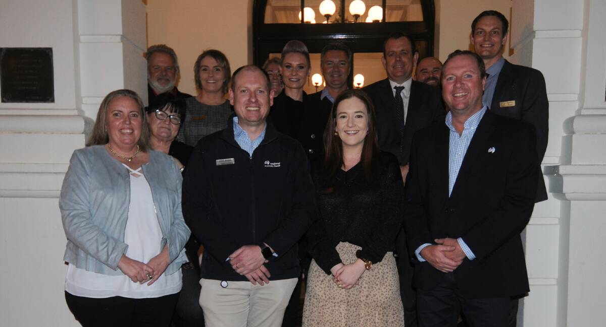 (Left) Business NSW western NSW regional manager Vicki Seccombe with Dubbo Chamber of Commerce board members and awards sponsors at the launch last month. 