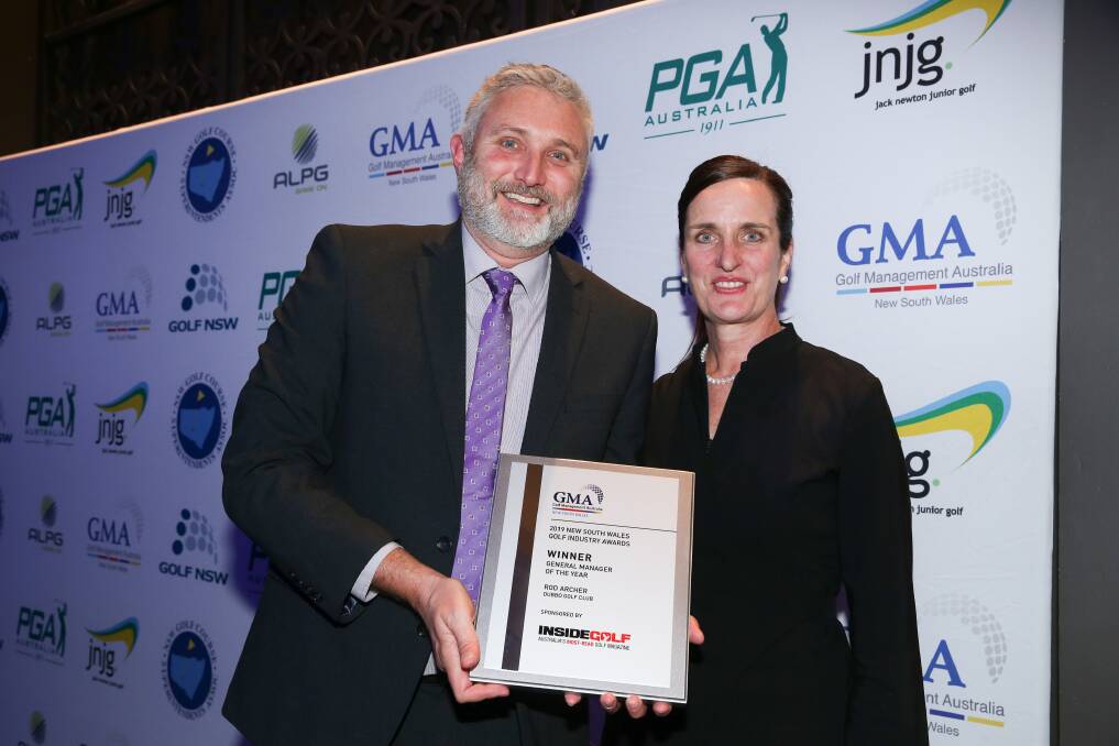 Manager of the Year: Rod Archer and GMA's Chairperson Cathy Neagle at the NSW Golf Industry Awards. Photo: Supplied.