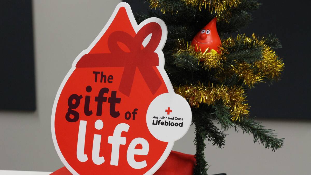 'TIS THE SEASON: Red Cross Dubbo is calling on residents to give 'the gift of life' this holiday season. Photo: RED CROSS LIFEBLOOD.