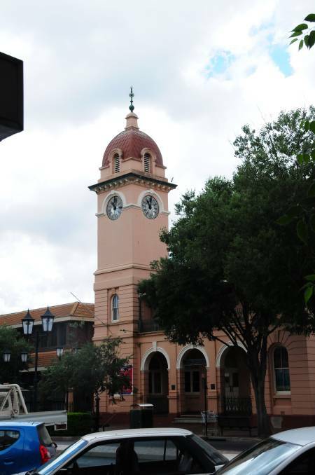 Telstra ordered to repair, clean Dubbo’s clock tower