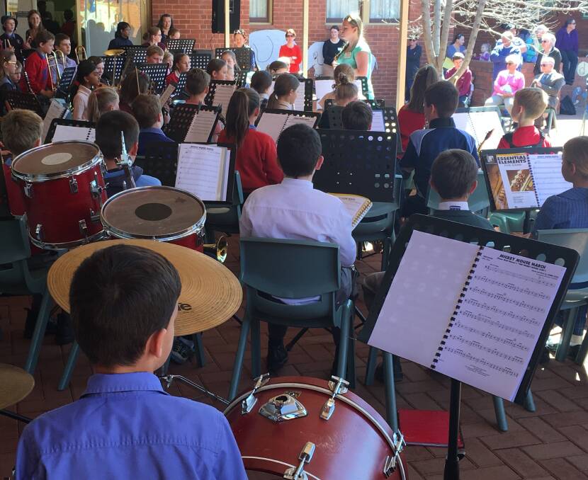 Entertaining the crowd: Macquarie Conservatorium school band students perform at the Conservatorium’s 2018 Open Day. Photo: Supplied.