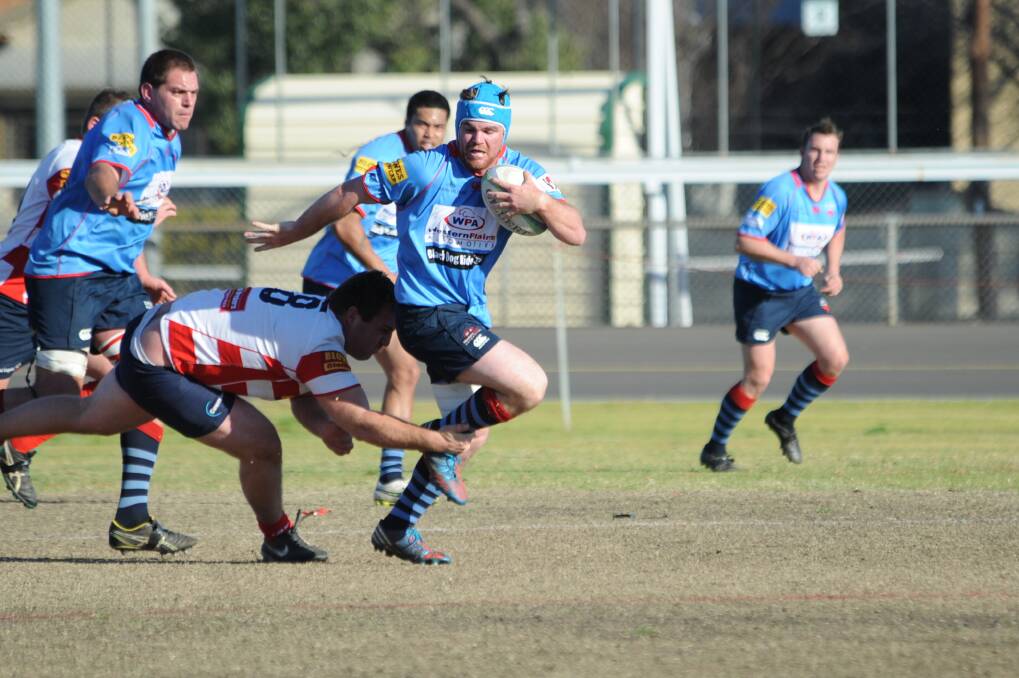 James Gilmour s versatility has been a huge help for the Roos this season and will play a key role again on Saturday at hooker against Mudgee. 	Photo: KATHRYN O'SULLIVAN