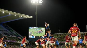 Western Force take on the Highlanders hoping to score a first away win in almost two years. (James Worsfold/AAP PHOTOS)