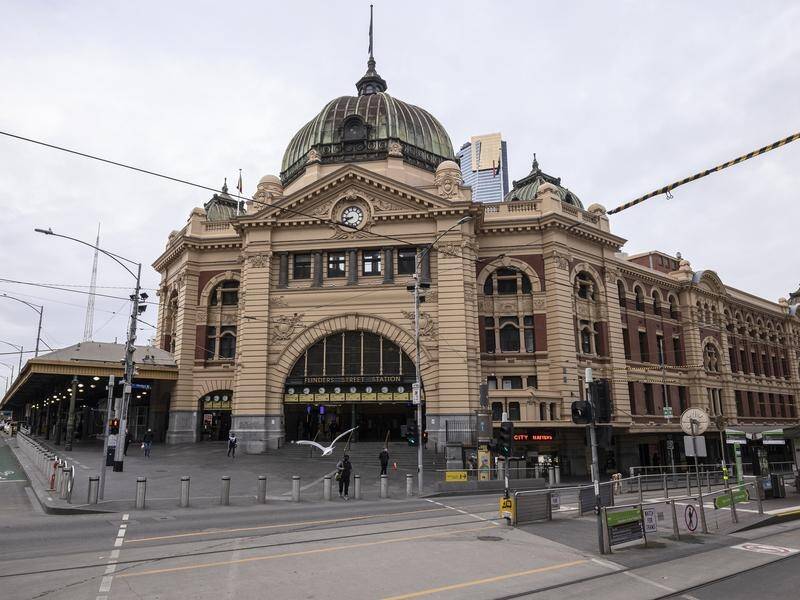 A 21-year-old man has been stabbed in Melbourne's Flinders Street, suffering serious injuries. (Daniel Pockett/AAP PHOTOS)