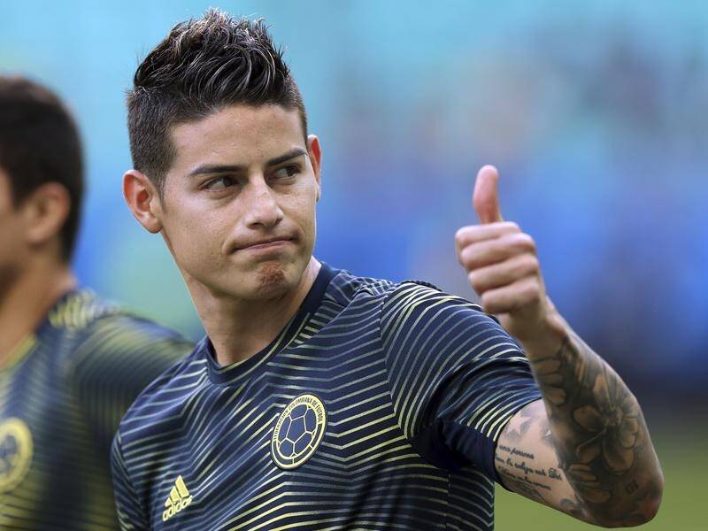 Colombia's James Rodriguez has completed his transfer from Real Madrid to Everton.