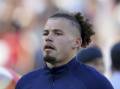 England midfielder Kalvin Phillips has completed his move from Leeds United to Manchester City.