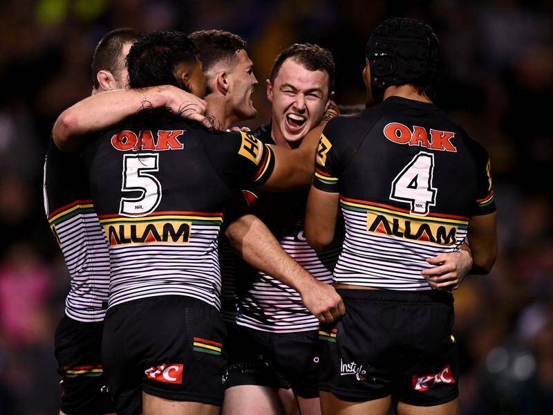 Penrith have advanced to an NRL preliminary final after accounting for arch-rivals Parramatta 27-8. (Dan Himbrechts/AAP PHOTOS)