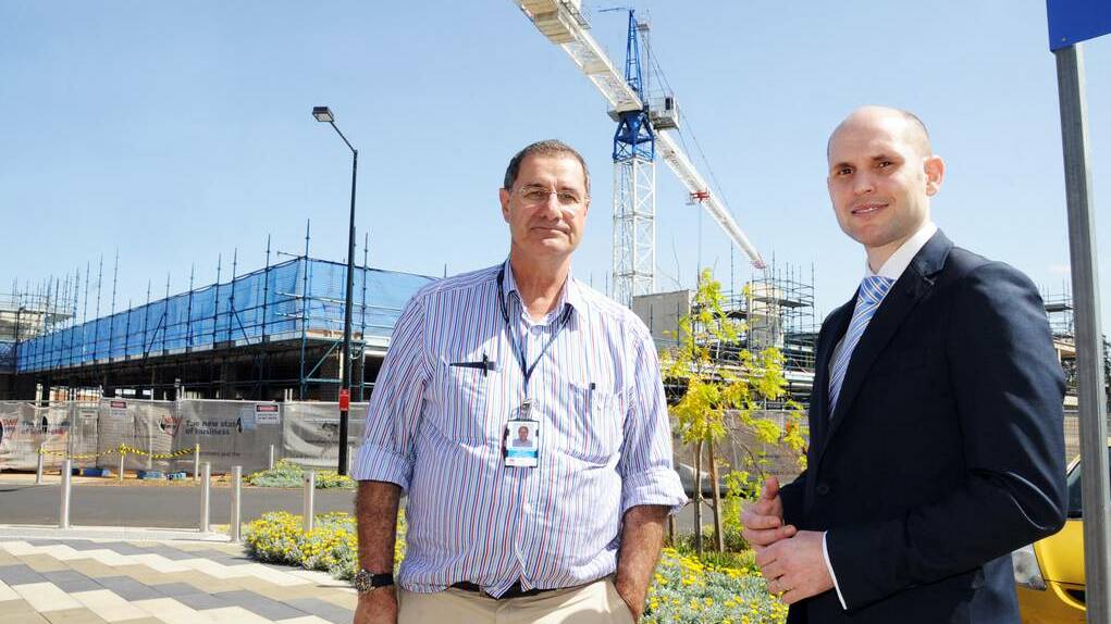 Dr Randall Greenberg and AMA NSW President Dr Saxon Smith discuss local health issues at Dubbo Hospital during the latter's visit to the city yesterday. Photo: BELINDA SOOLE.