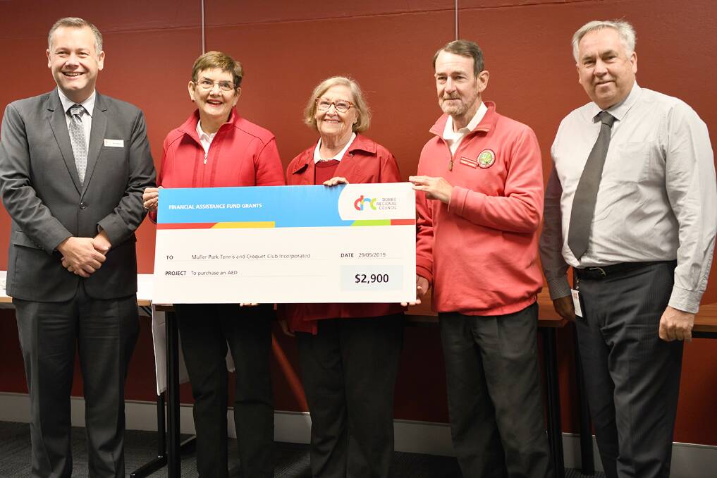 LIFE-SAVING FUNDS: The Muller Park Tennis and Croquet Club will use their cheque from council for an important cause. Photo: CONTRIBUTED