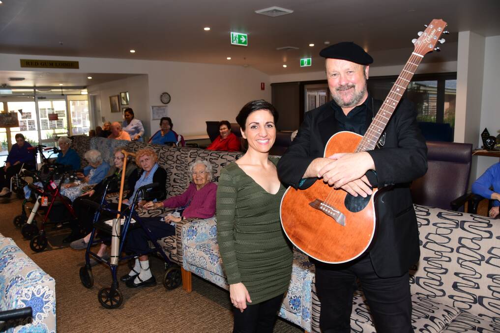 AFTERNOON OF ENTERTAINMENT: Michaela Burger and Greg Wain performing at Bracken House at the weekend. Photo: AMY McINTYRE