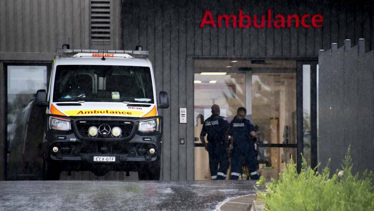 Ambulances in Dubbo are quicker to respond to calls than their metropolitan counterparts. Picture: Belinda Soole