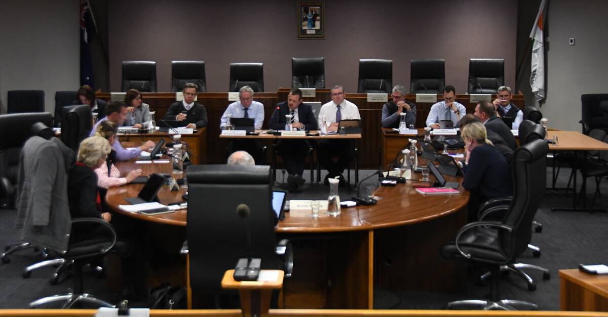 INCREASE: Every year the Dubbo councillors vote on their pay for the next financial year. Photo: BELINDA SOOLE