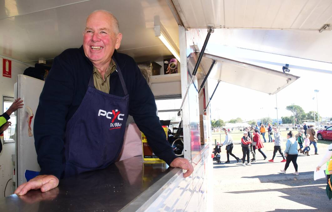 PCYC Dubbo food truck operator Peter Rendell. Photo: Amy McIntyre.