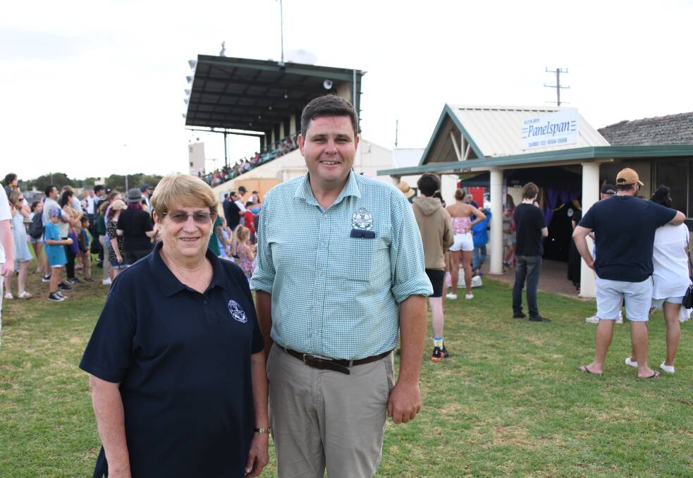 Thousands of people gathered at the Dubbo Showground on Saturday, 31 December 2022.