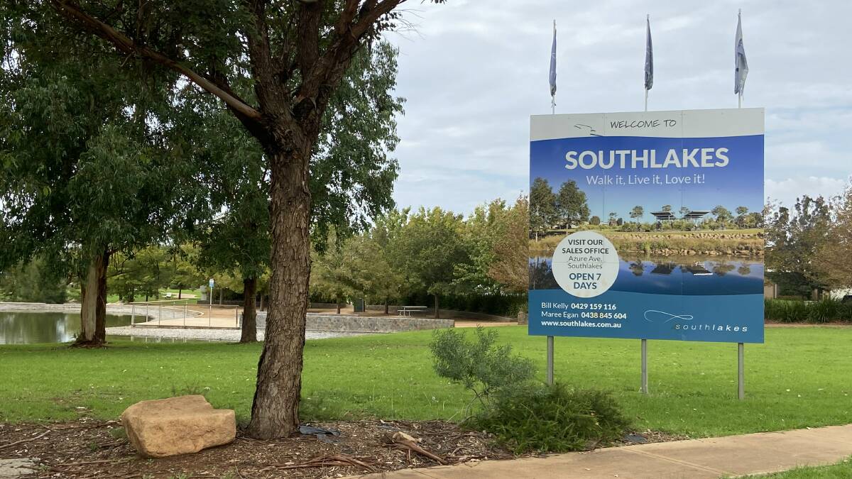 DUMPED MATERIALS: Southlakes Estate's developer says it's not contaminated by asbestos despite receiving a clean up notice from the Environment Protection Authority.