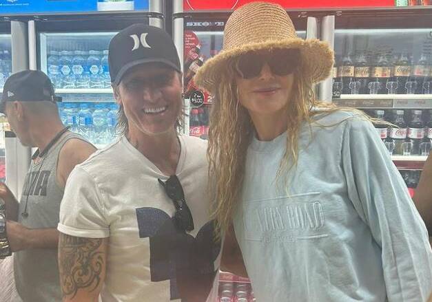 Keith Urban and Nicole Kidman are back in Australia for a holiday, and that included visiting a kebab shop in Manly. Picture by Manly Seaside Kebabs/Instagram