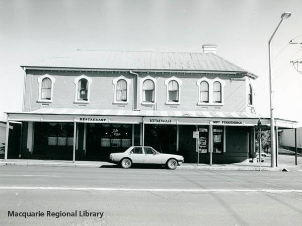 The Kemwah building in 1988.     Photo:?Macquarie Regional Library collection