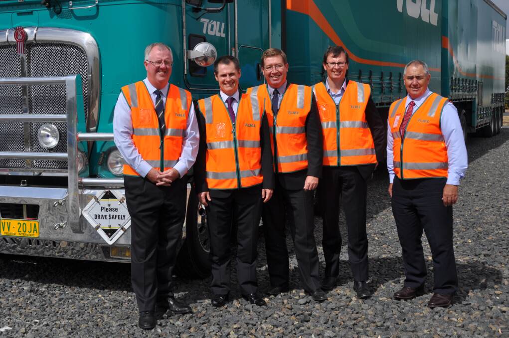 Dubbo City Council general manager Mark Riley, Dubbo mayor Mathew Dickerson, Dubbo MP Troy Grant, Toll s Mal Grimmon and Inland Truck Centre s Cliff Swane at the newly-completed driver interchange at Dubbo. 						     Photo contributed