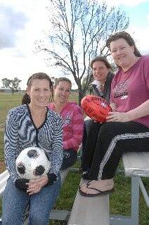 Four of Dubbo’s fair maidens of football, Elouise Auld, Monique Storch, Edwina Toohey and Lyndall Hazell don’t need any help with the rules of their game.