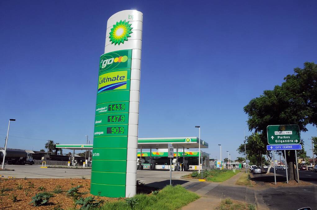 The $1.7 million service station in Erskine Street that made the fourth-highest contribution to the total value of approved development at Dubbo in 2012. (Photo: BELINDA SOOLE).