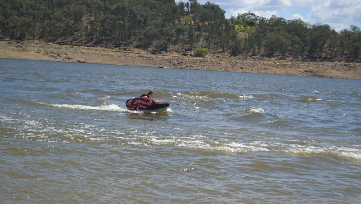 HOLIDAY TIME: Tourist numbers continue to increase at Lake Burrendong this week. (Flick across to see more photos). 
