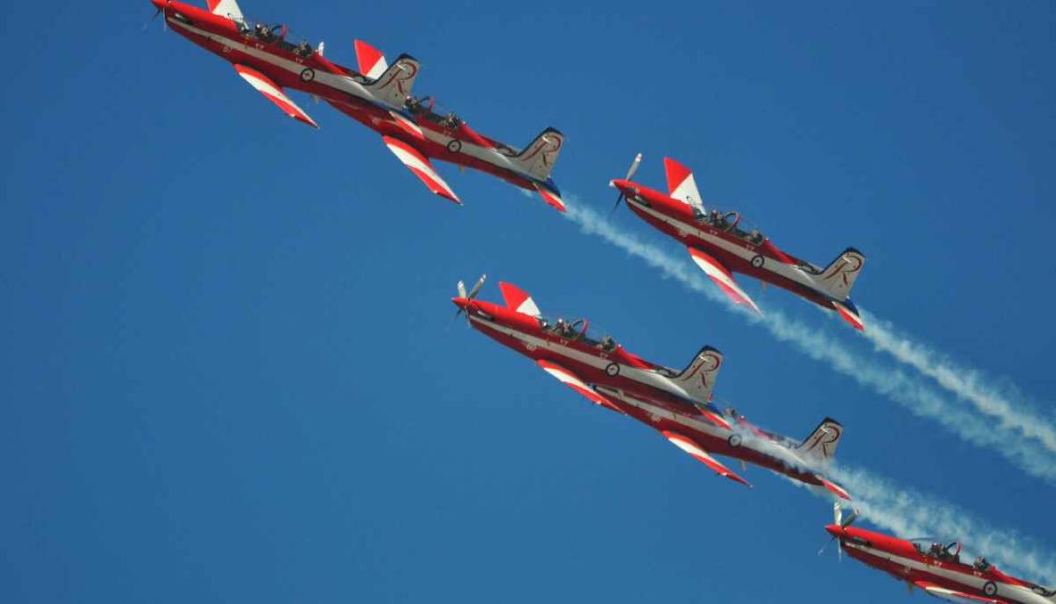The Roulettes put on another great show for fans at Mount Panorama for the Bathurst 1000 on Saturday. Photo: Mark Rayner