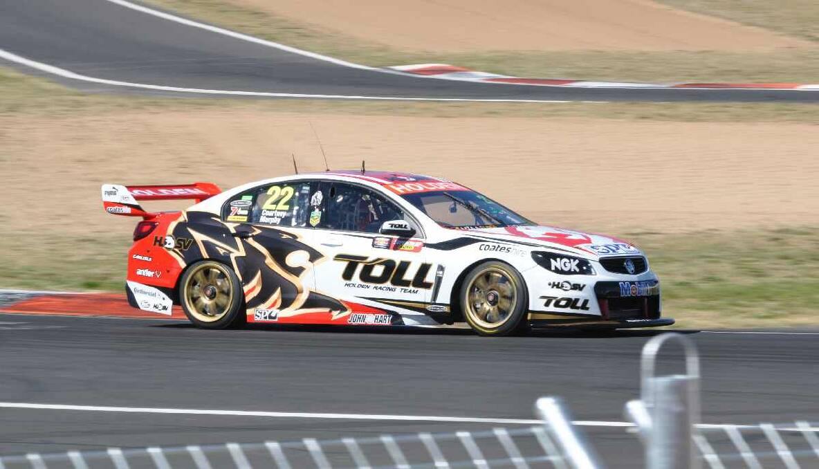 On the track during day three of the 2013 Bathurst 1000 at Mount Panorama. Photo: Mark Rayner