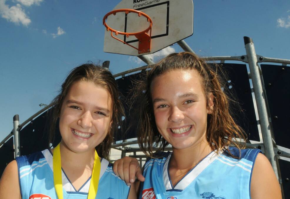 DUBBO girls Tori Monk and Emily Exner are making the city proud as they continue to excel in junior basketball. Photo: AMY MCINTYRE