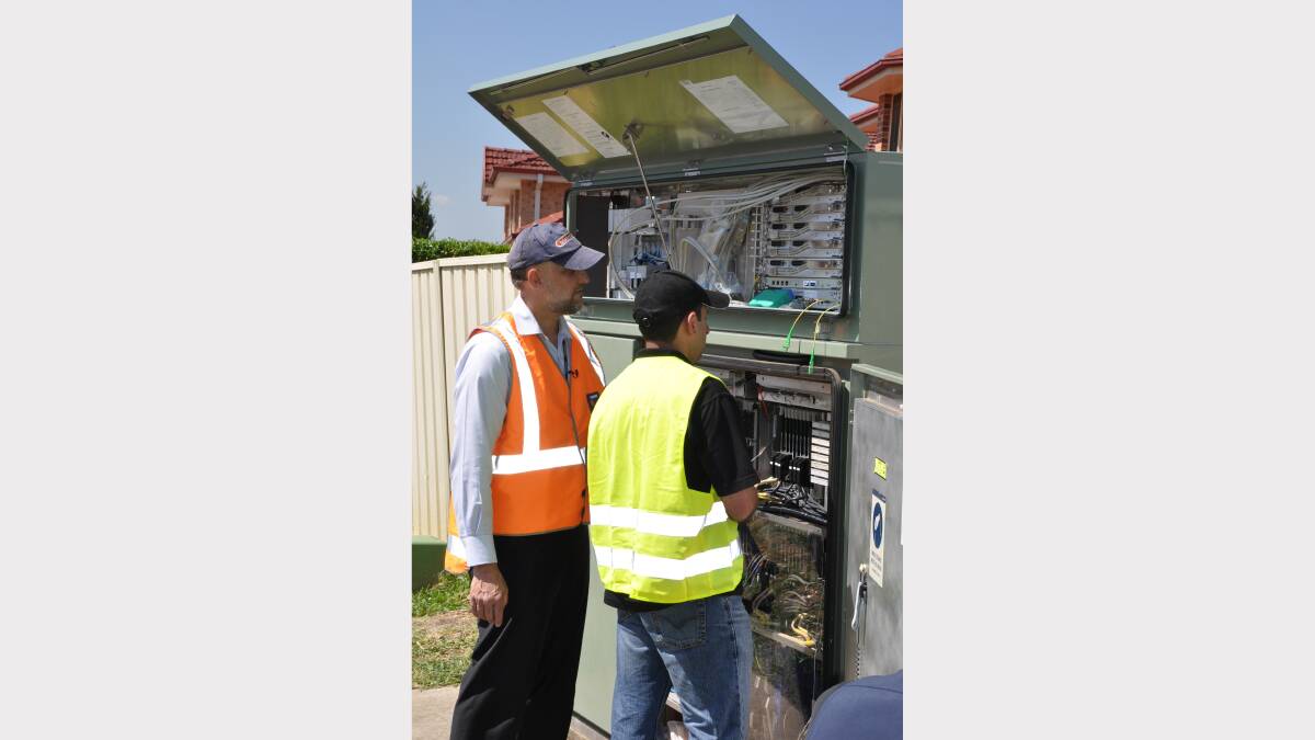 Seven top hats have been installed across Dubbo and is an innovative way of deploying ADSL2+ equipment on top of an existing street side cabinet.